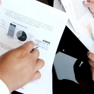 Strategic B2B Whitepaper Writing for Medical, Pharmaceutical & Technology Solutions